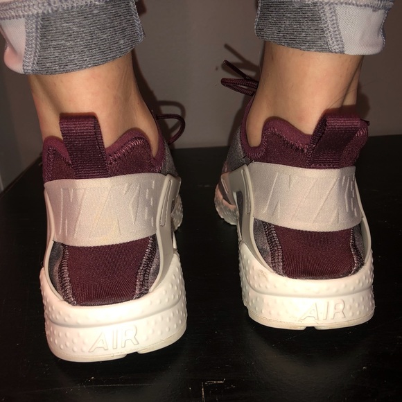 Nike Huaraches - Picture 4 of 4